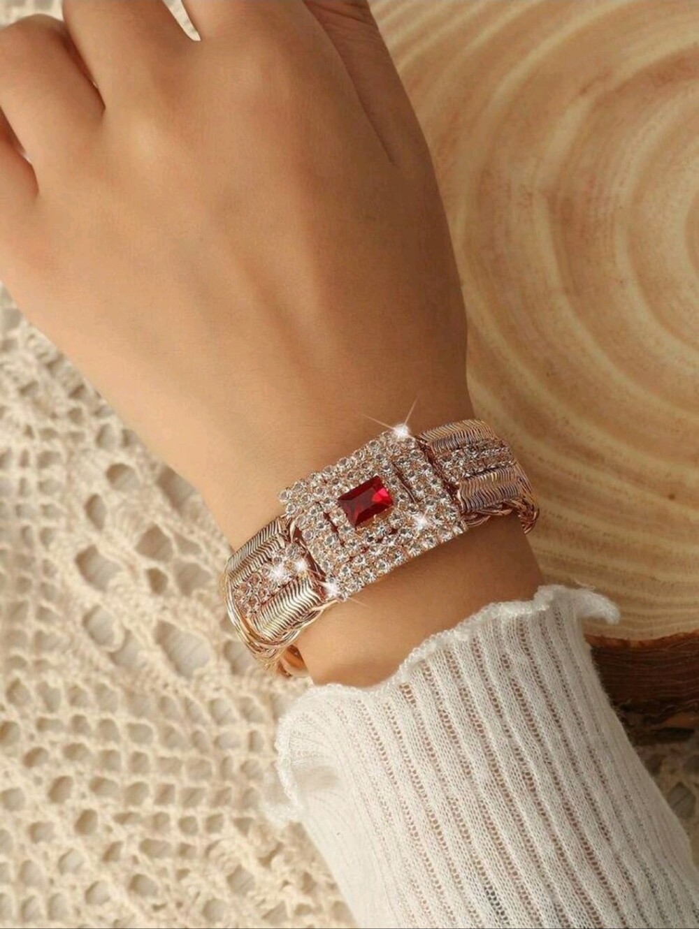 BRAND NEW ** Elegant Rose Gold Bracelet with Red Gemstone